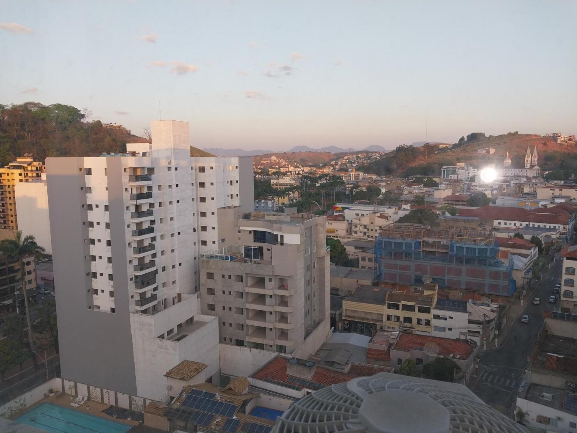 Apartamento Luxo No Centro Ubá Camera foto